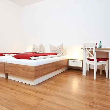 Pension Zum Gschaider 3*
