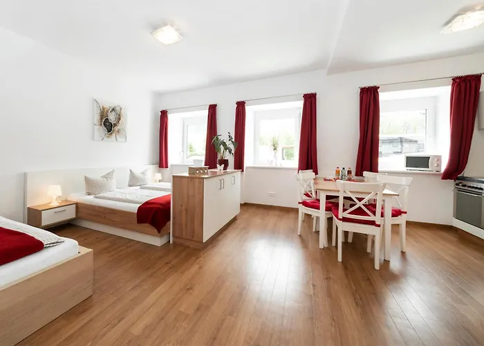 Πανσιόν Gschaider 3*