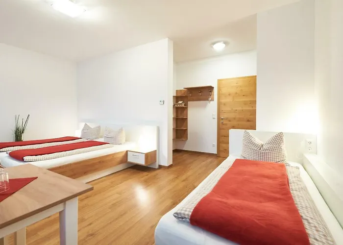 Gschaider Πανσιόν